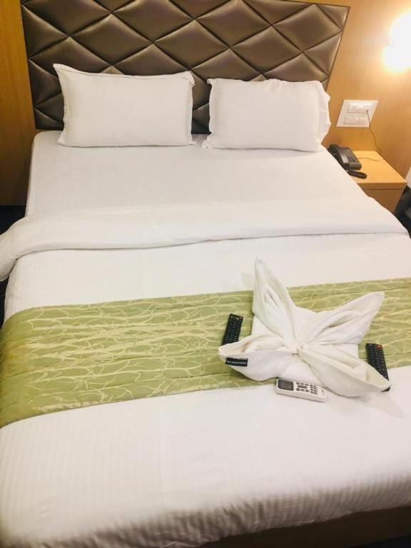 Glitz Hotels The Ar Residency - Nr Thane Railway Station Ngoại thất bức ảnh