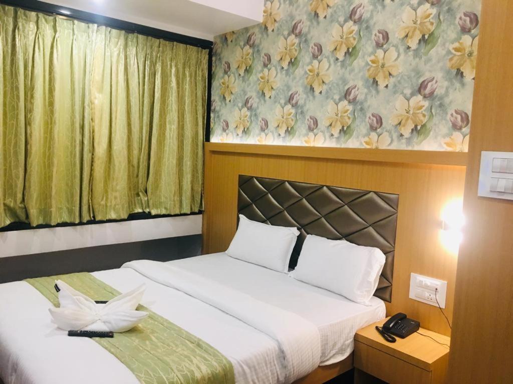 Glitz Hotels The Ar Residency - Nr Thane Railway Station Ngoại thất bức ảnh